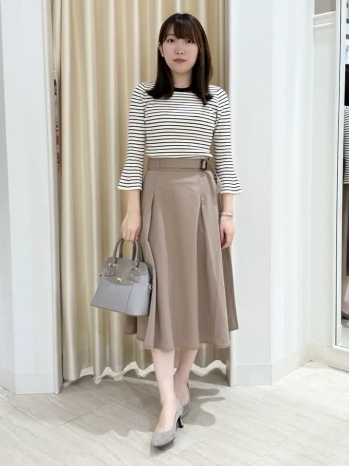 ANY SIS 伊藤 コーディネート画像