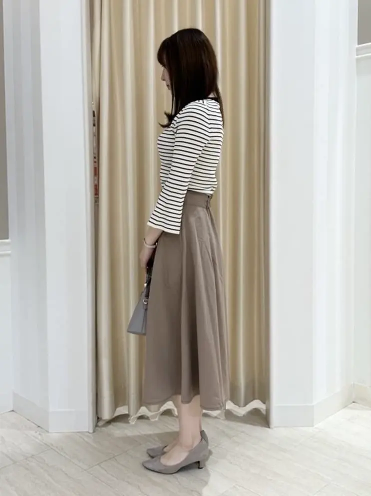 ANY SIS 伊藤 コーディネート画像