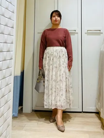 ANY SIS スタッフ コーディネート画像