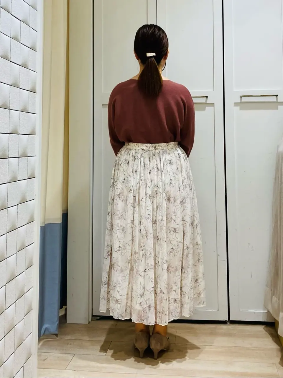 ANY SIS スタッフ コーディネート画像