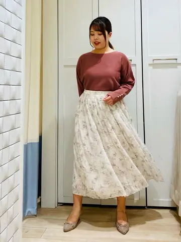 ANY SIS スタッフ コーディネート画像