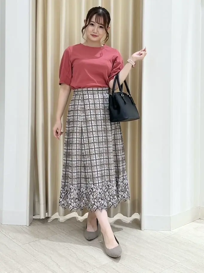 ANY SIS 本間 コーディネート画像