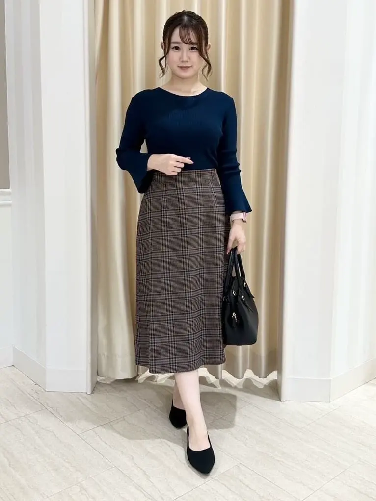 ANY SIS 本間 コーディネート画像