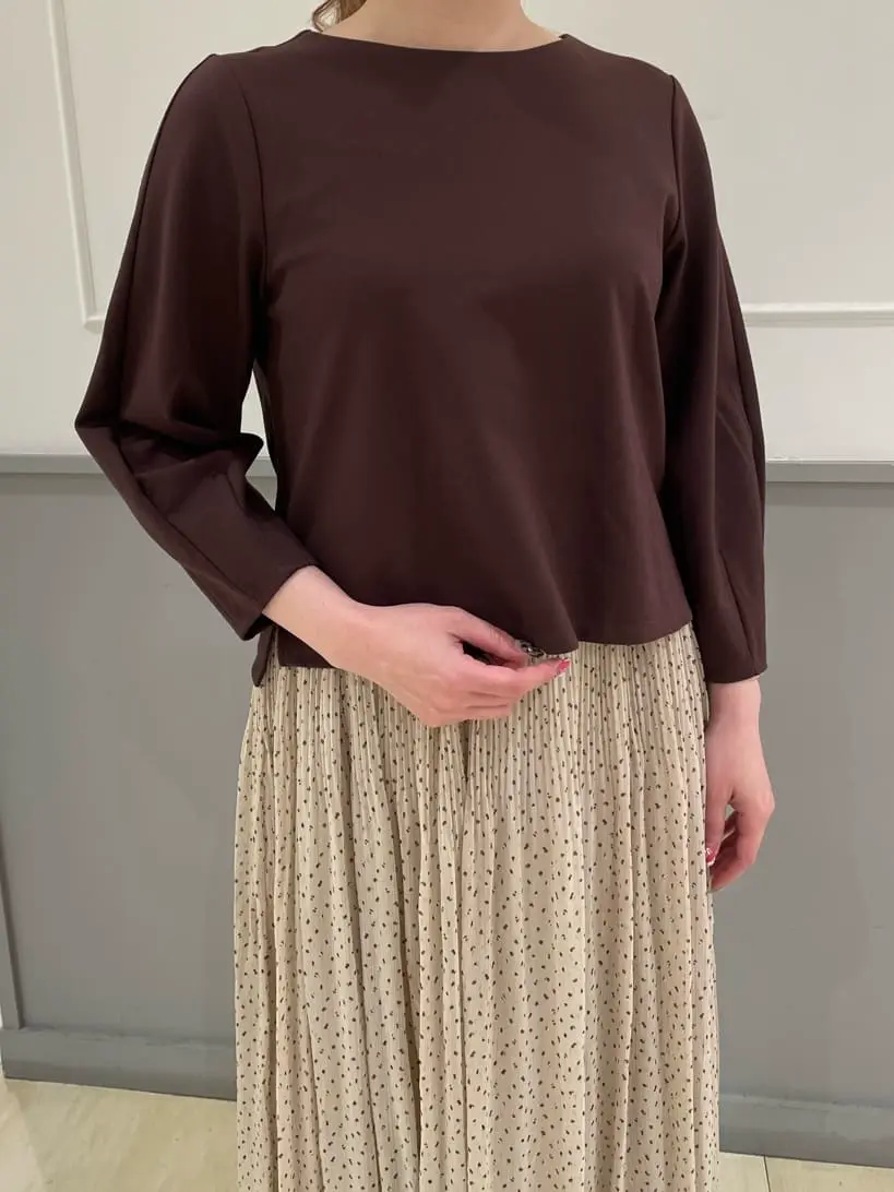 ANY SIS 咲本 コーディネート画像