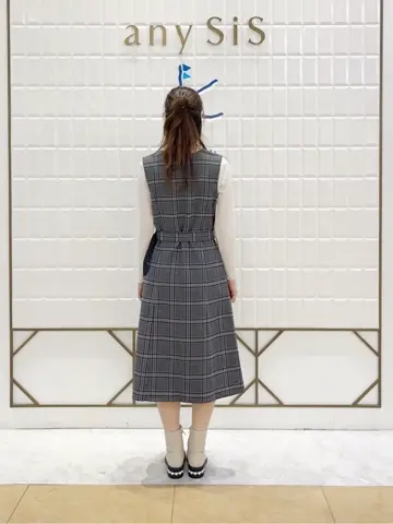 ANY SIS 上田 コーディネート画像
