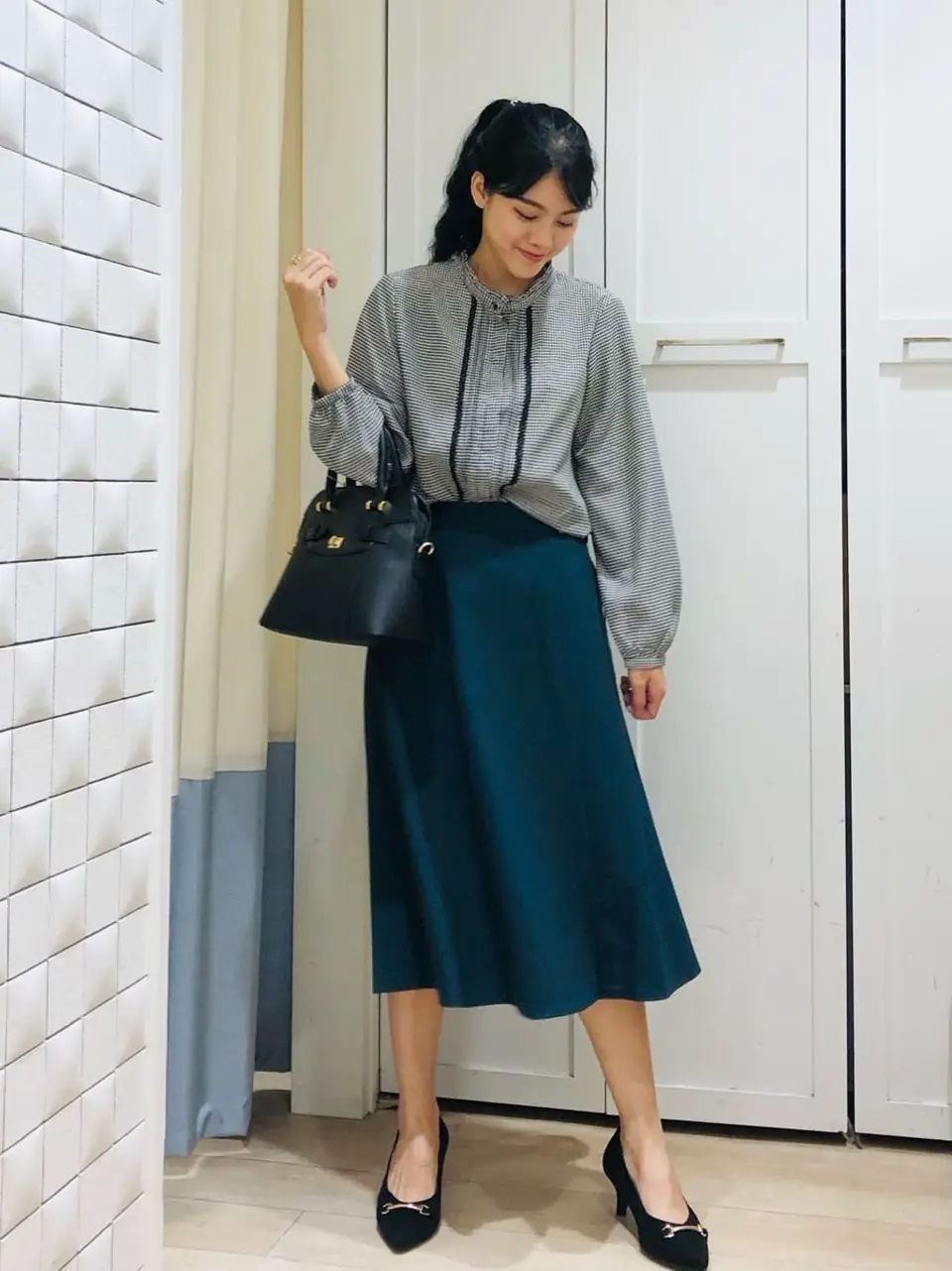 ANY SIS スタッフ コーディネート画像