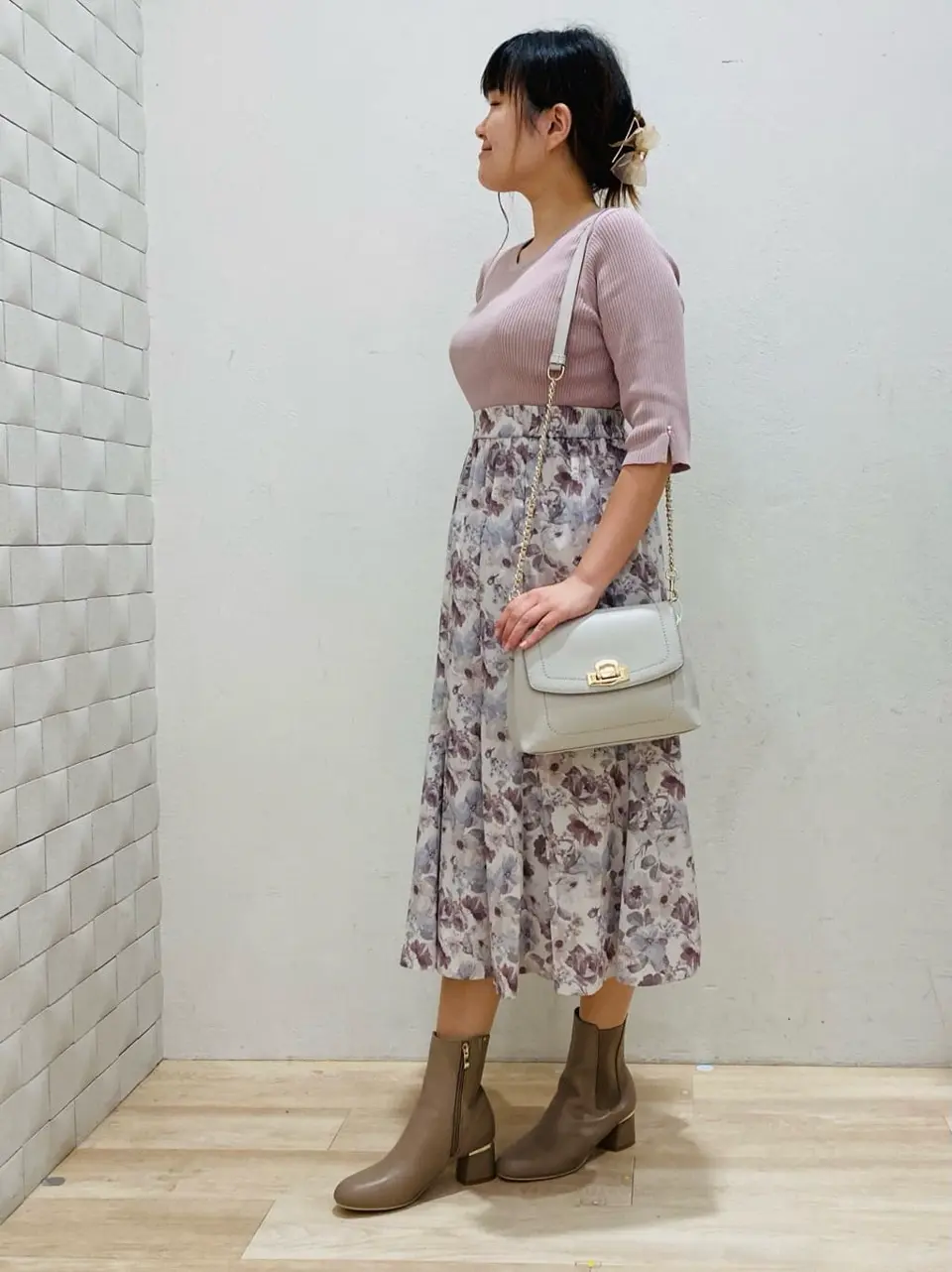 ANY SIS 川根　彩 コーディネート画像