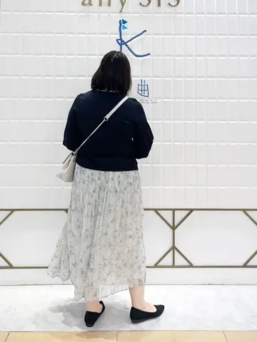 ANY SIS 西田 コーディネート画像