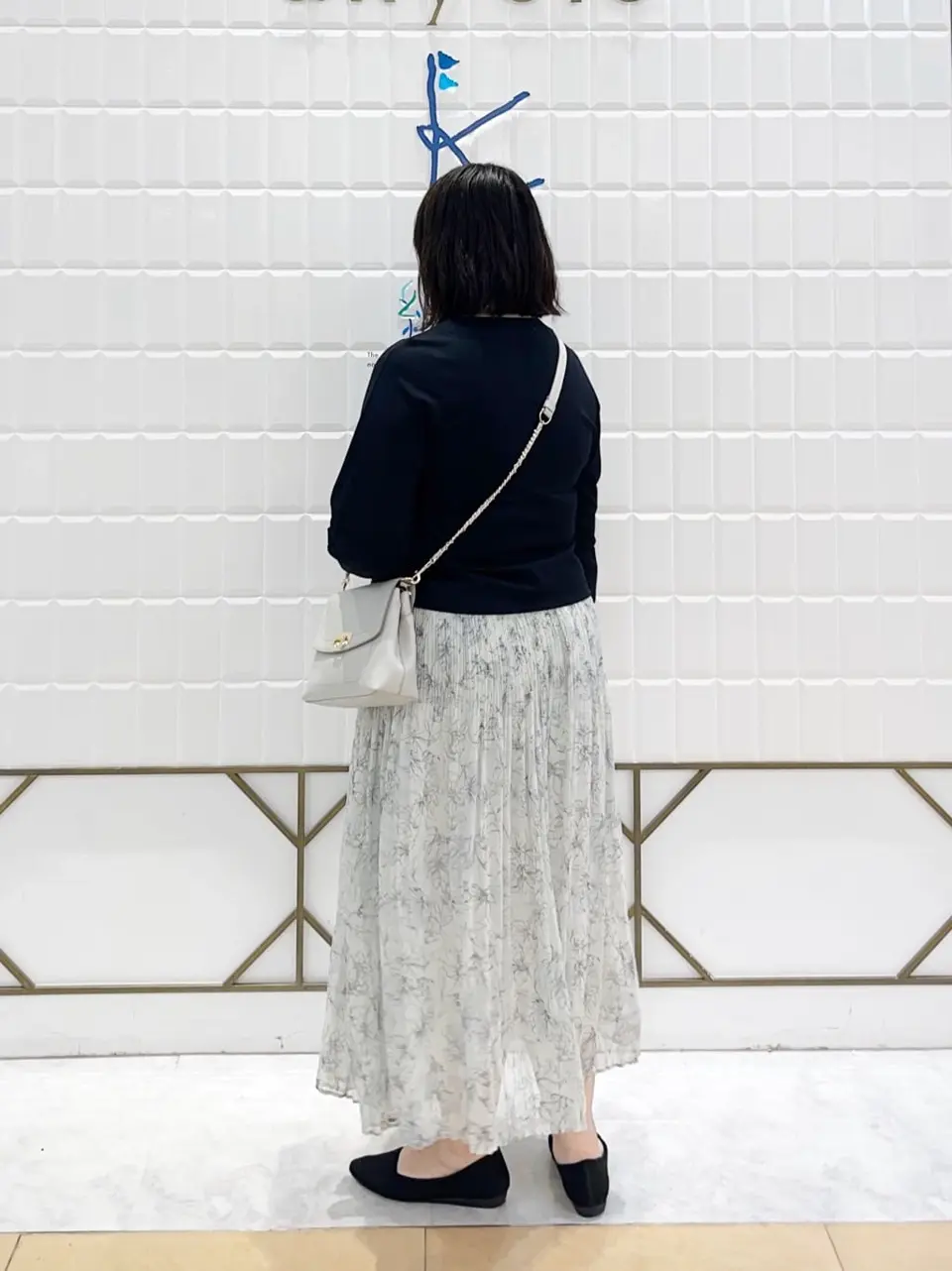 ANY SIS 西田 コーディネート画像