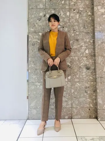 ANY SIS スタッフ コーディネート画像