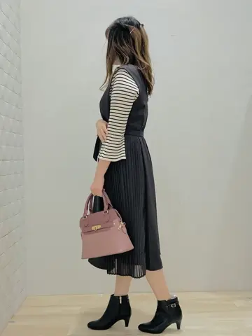 ANY SIS 川根　彩 コーディネート画像