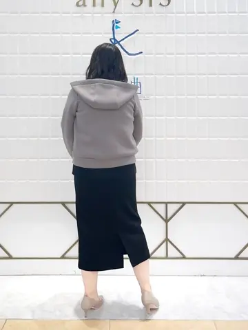 ANY SIS 西田 コーディネート画像