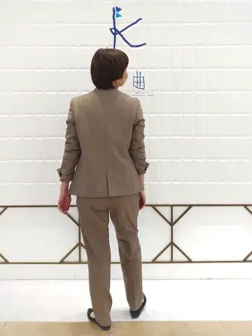 ANY SIS 井上 コーディネート画像