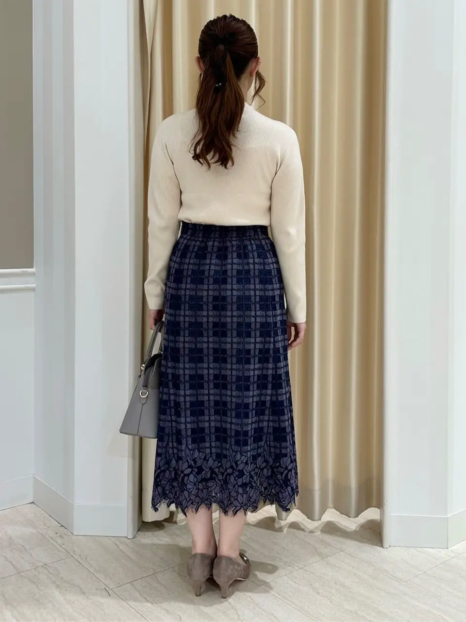 ANY SIS 本間 コーディネート画像