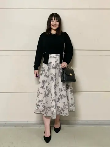 ANY SIS スタッフ コーディネート画像