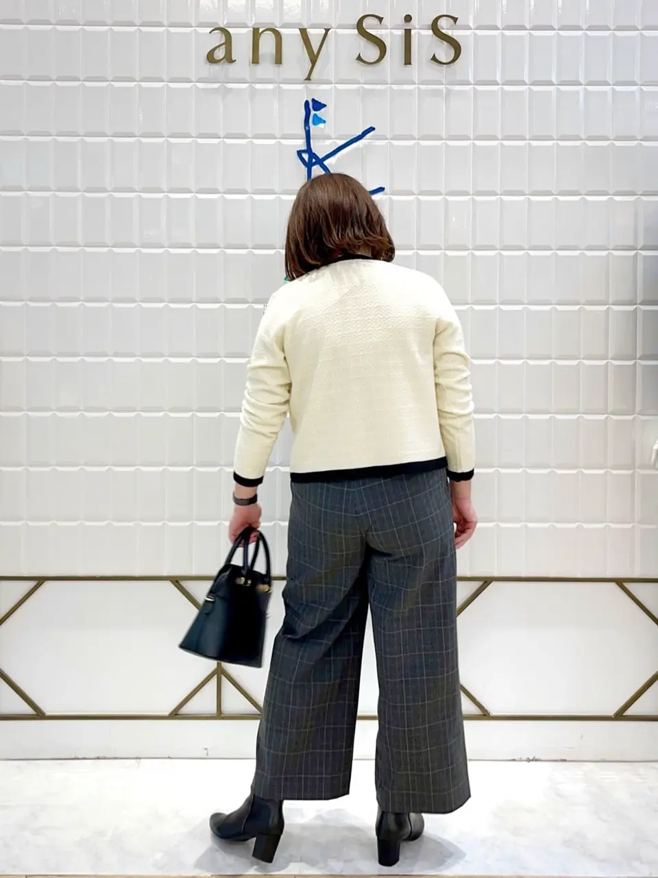 ANY SIS 中山 コーディネート画像