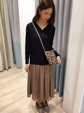 ANY SIS スタッフ コーディネート画像