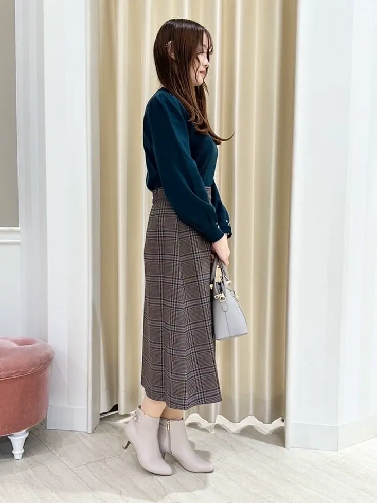 ANY SIS 本間 コーディネート画像