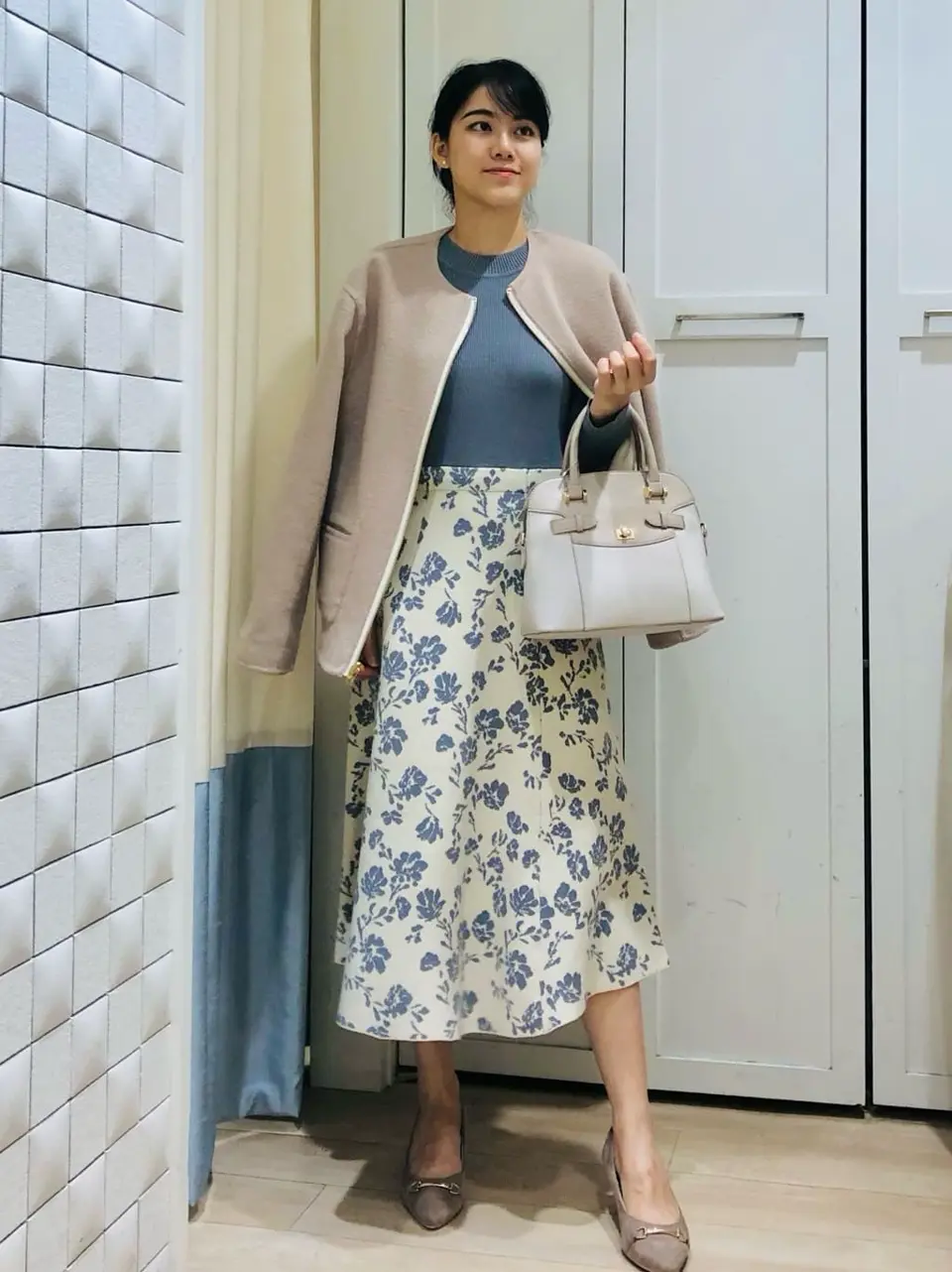 ANY SIS スタッフ コーディネート画像