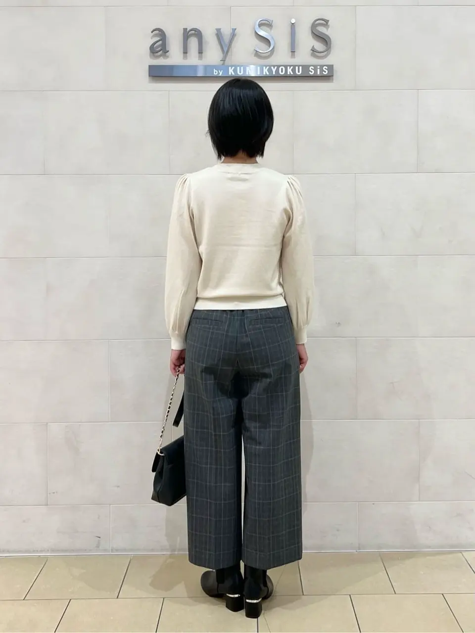 ANY SIS 藤森 コーディネート画像