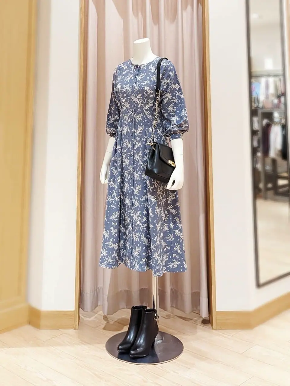 ANY SIS 岩田 コーディネート画像