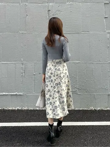 ANY SIS みぃ コーディネート画像