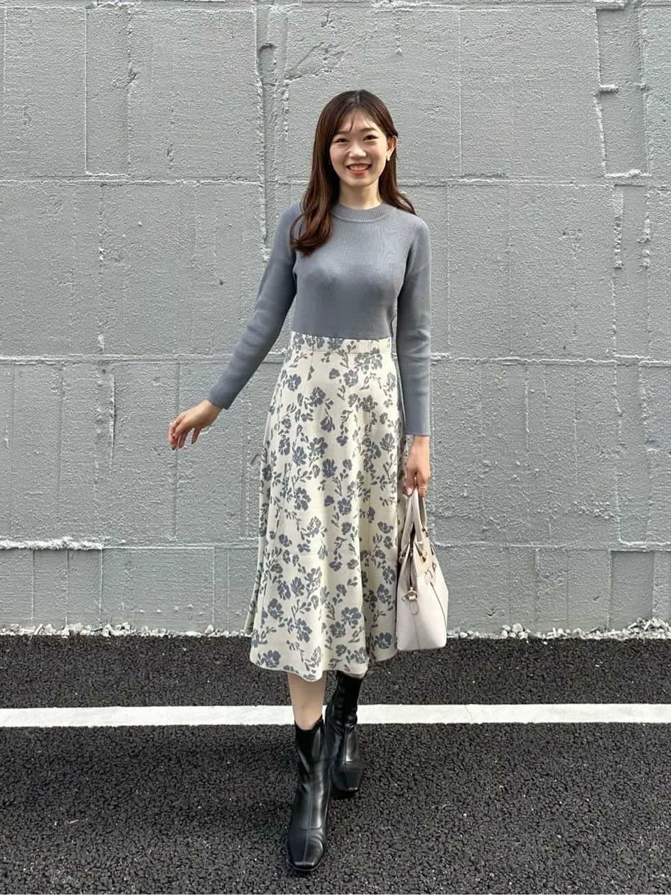 ANY SIS みぃ コーディネート画像