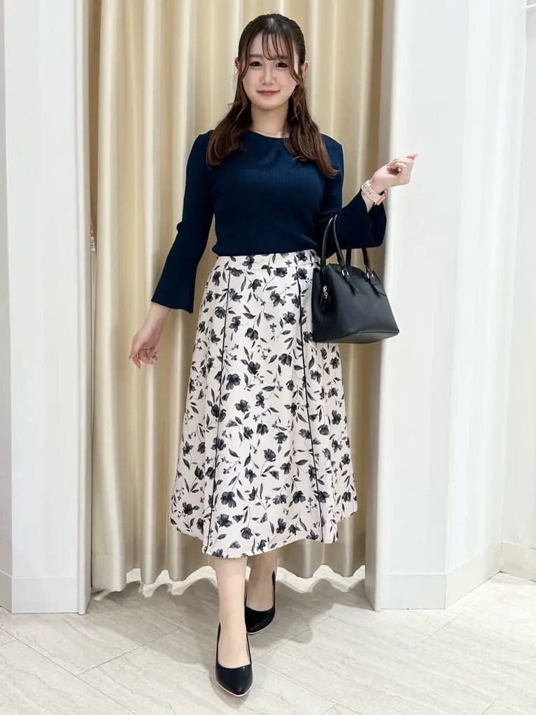 ANY SIS 本間 コーディネート画像