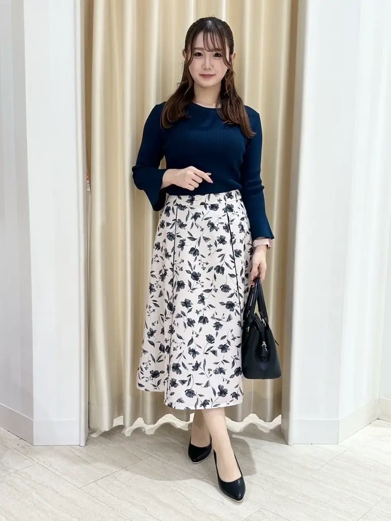 ANY SIS 本間 コーディネート画像