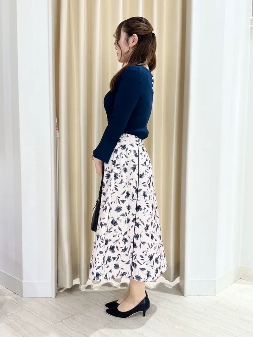 ANY SIS 本間 コーディネート画像