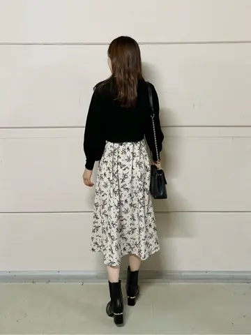 ANY SIS みぃ コーディネート画像