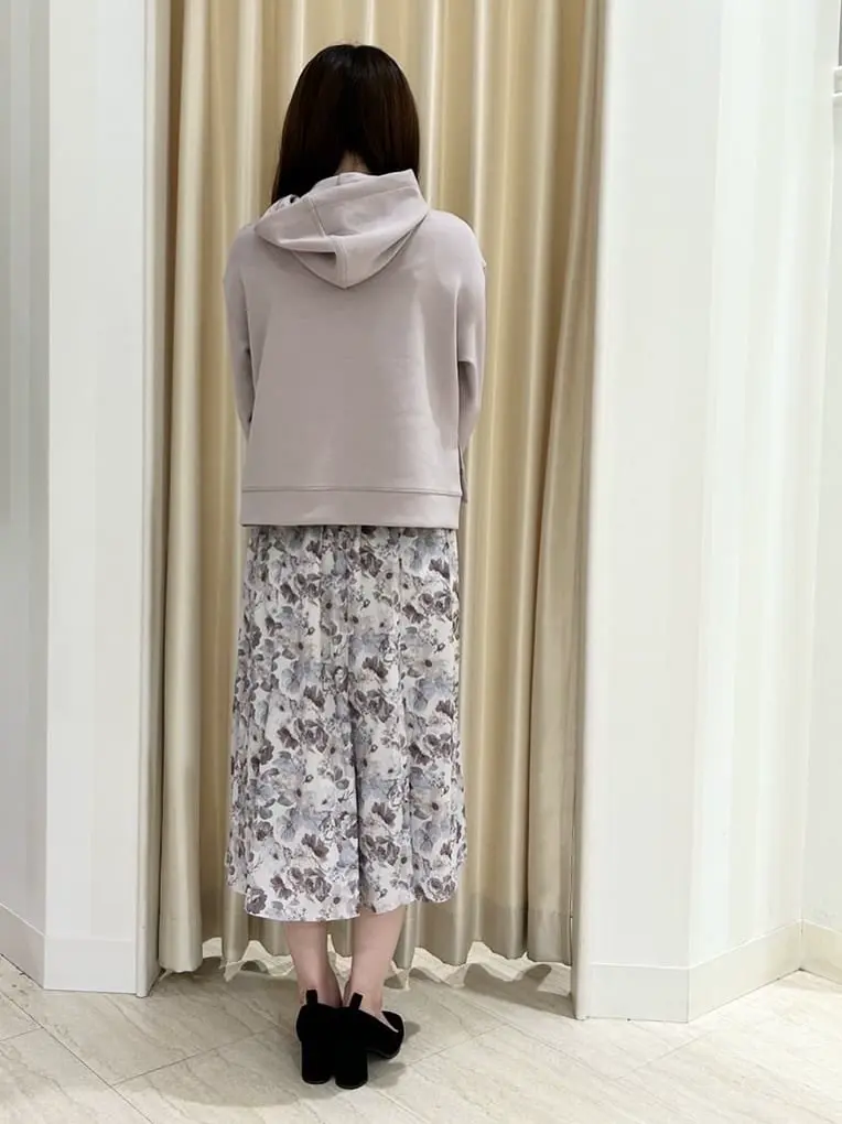 ANY SIS 伊藤 コーディネート画像