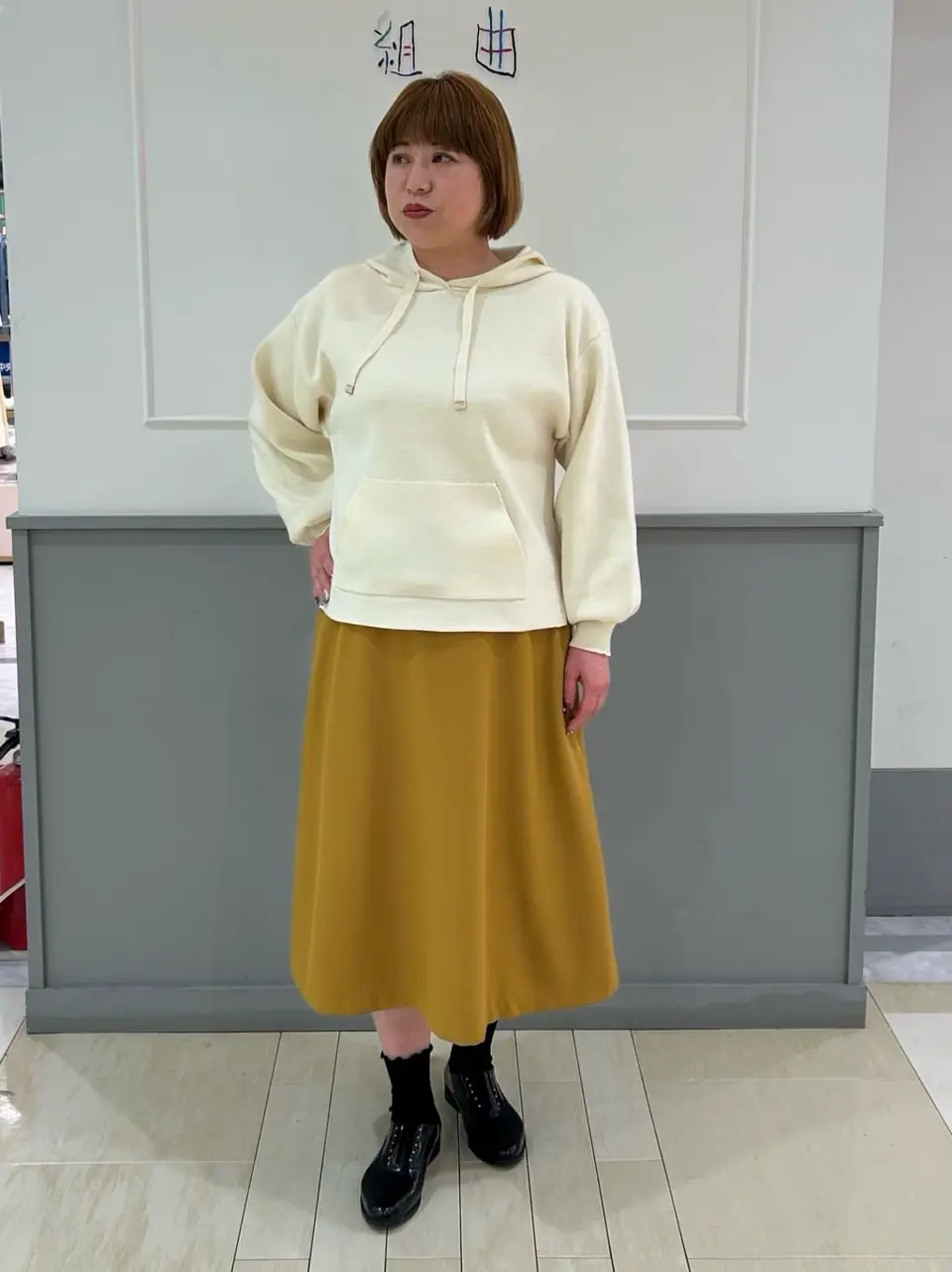 ANY SIS 堀部 コーディネート画像