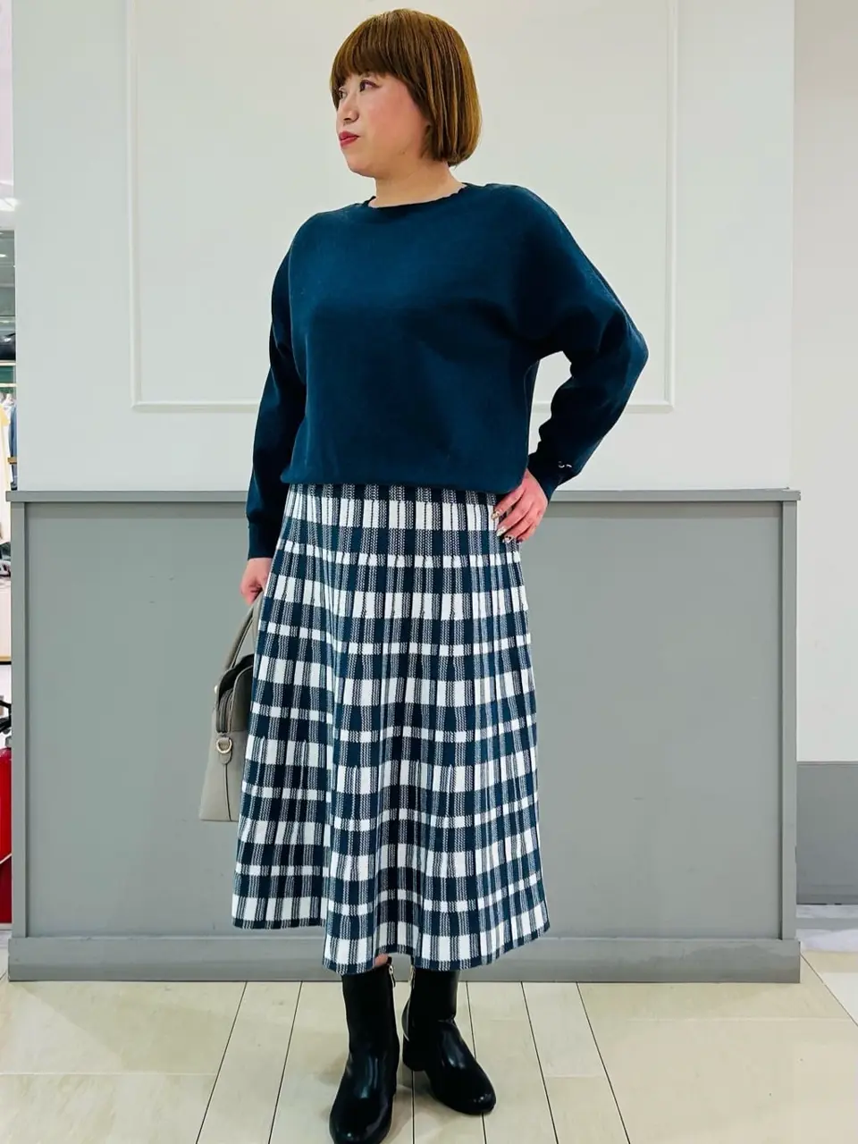 ANY SIS 堀部 コーディネート画像