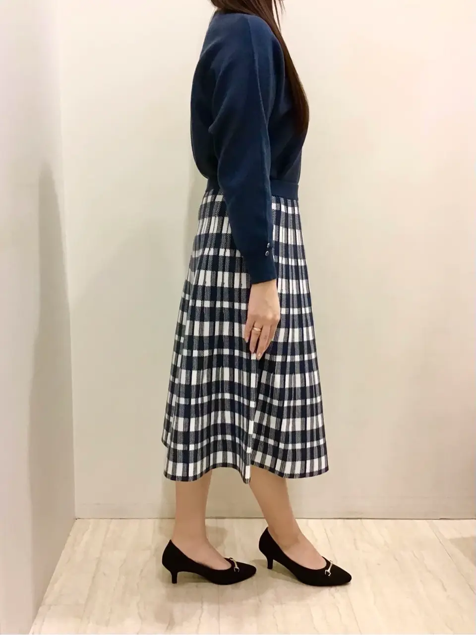 ANY SIS スタッフ コーディネート画像