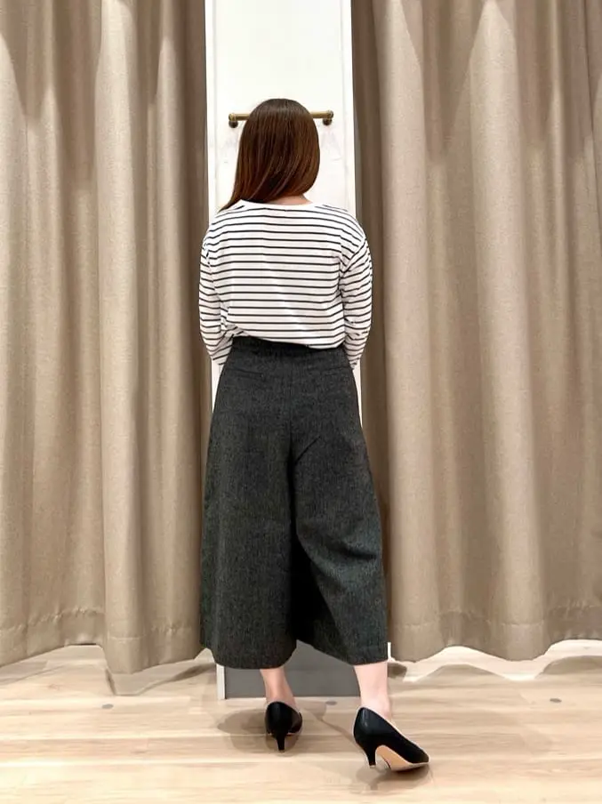 ANY SIS 瀬野 コーディネート画像