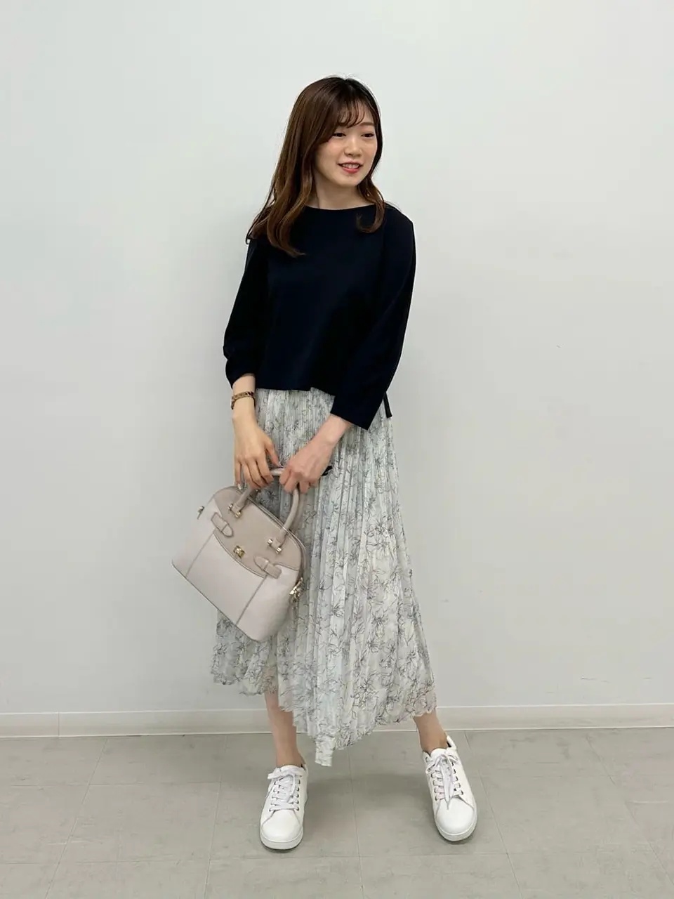 ANY SIS みぃ コーディネート画像