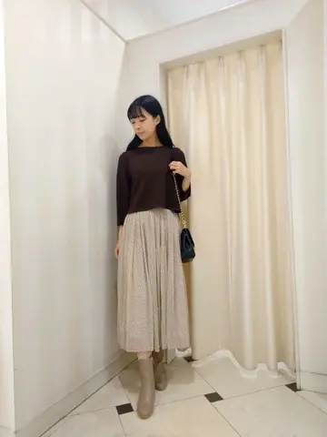 ANY SIS スタッフ コーディネート画像