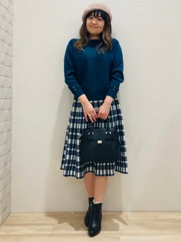 ANY SIS 川根　彩 コーディネート画像