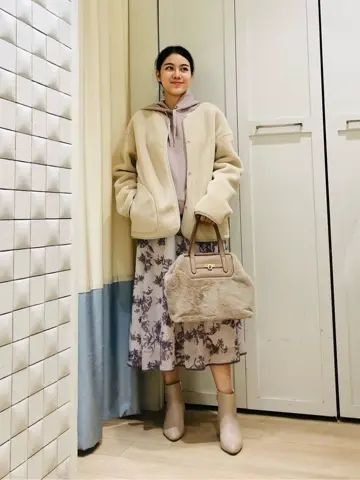 ANY SIS スタッフ コーディネート画像