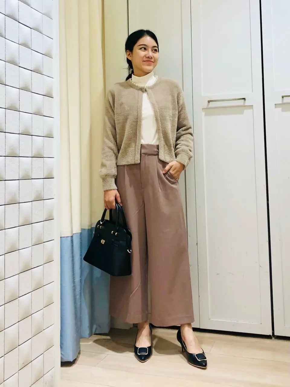 ANY SIS スタッフ コーディネート画像