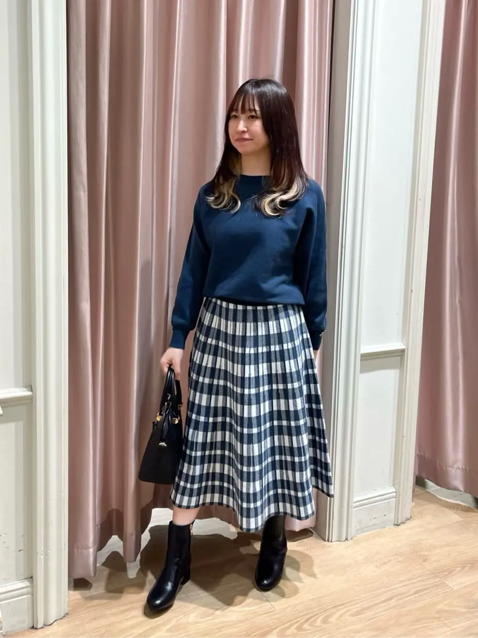  岩楯 コーディネート画像