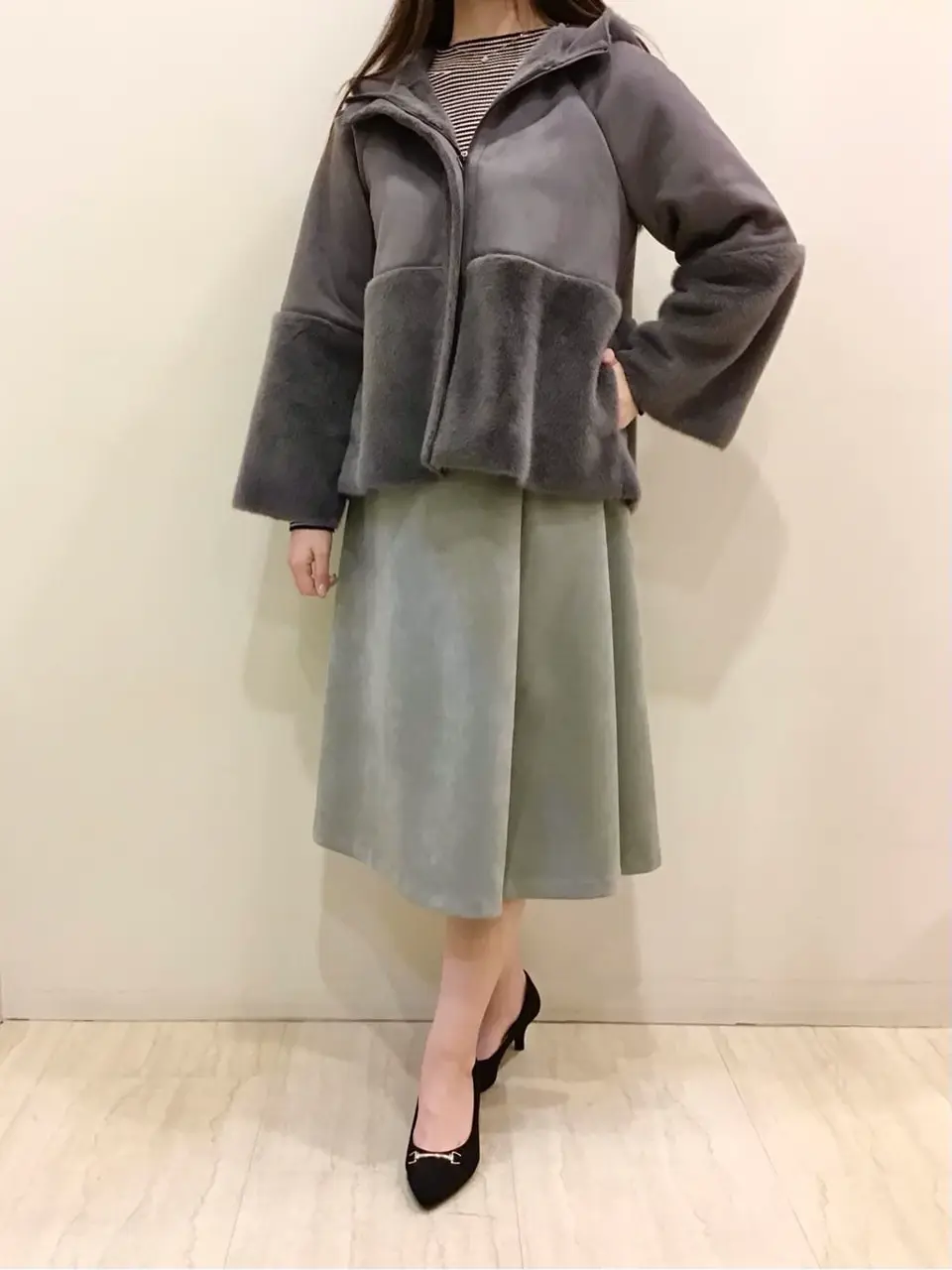 ANY SIS スタッフ コーディネート画像