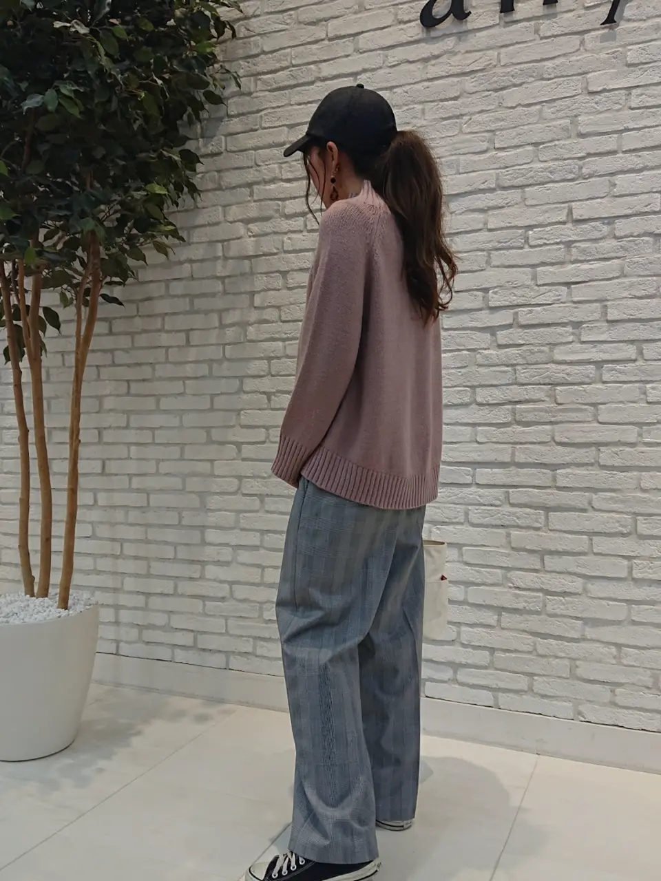 ANY SIS 東海林 コーディネート画像