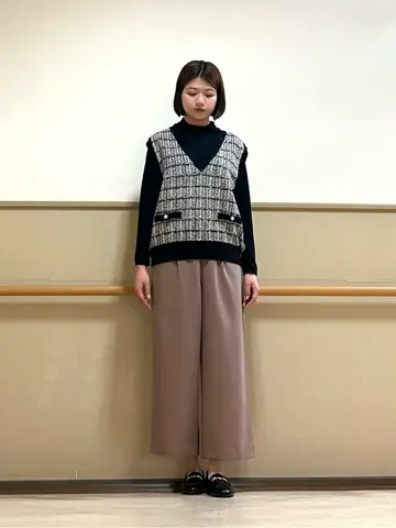 ANY SIS 石田 コーディネート画像