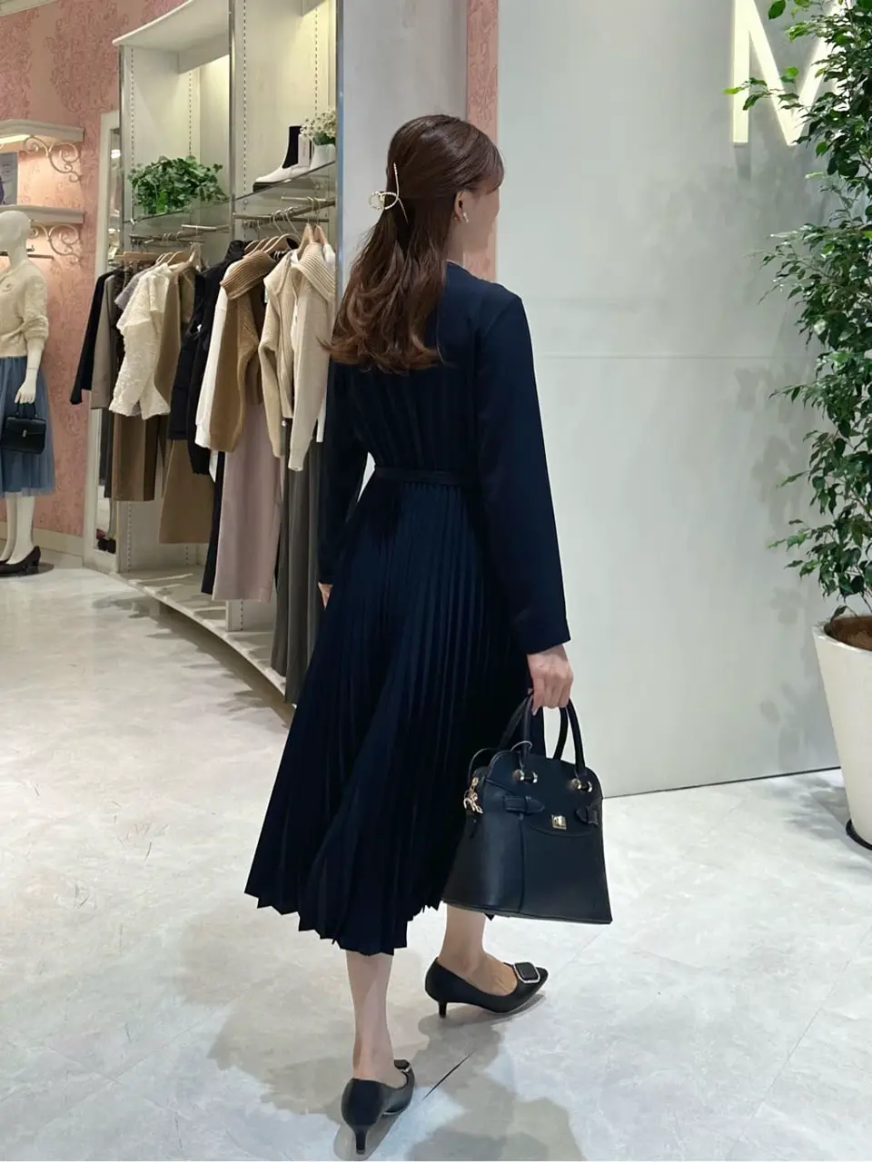 ANY SIS みぃ コーディネート画像