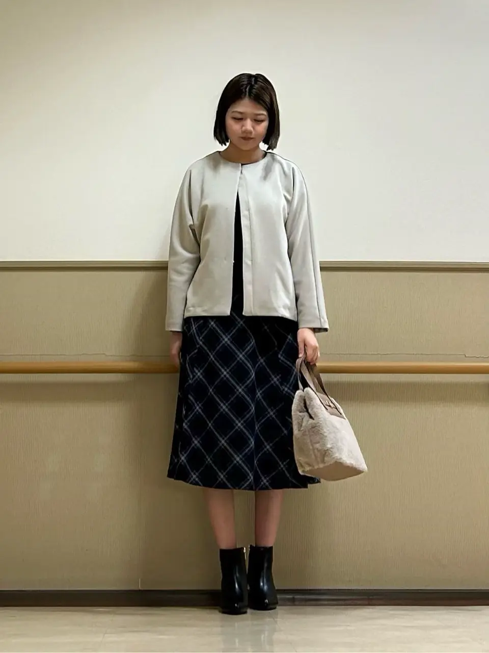 ANY SIS 石田 コーディネート画像