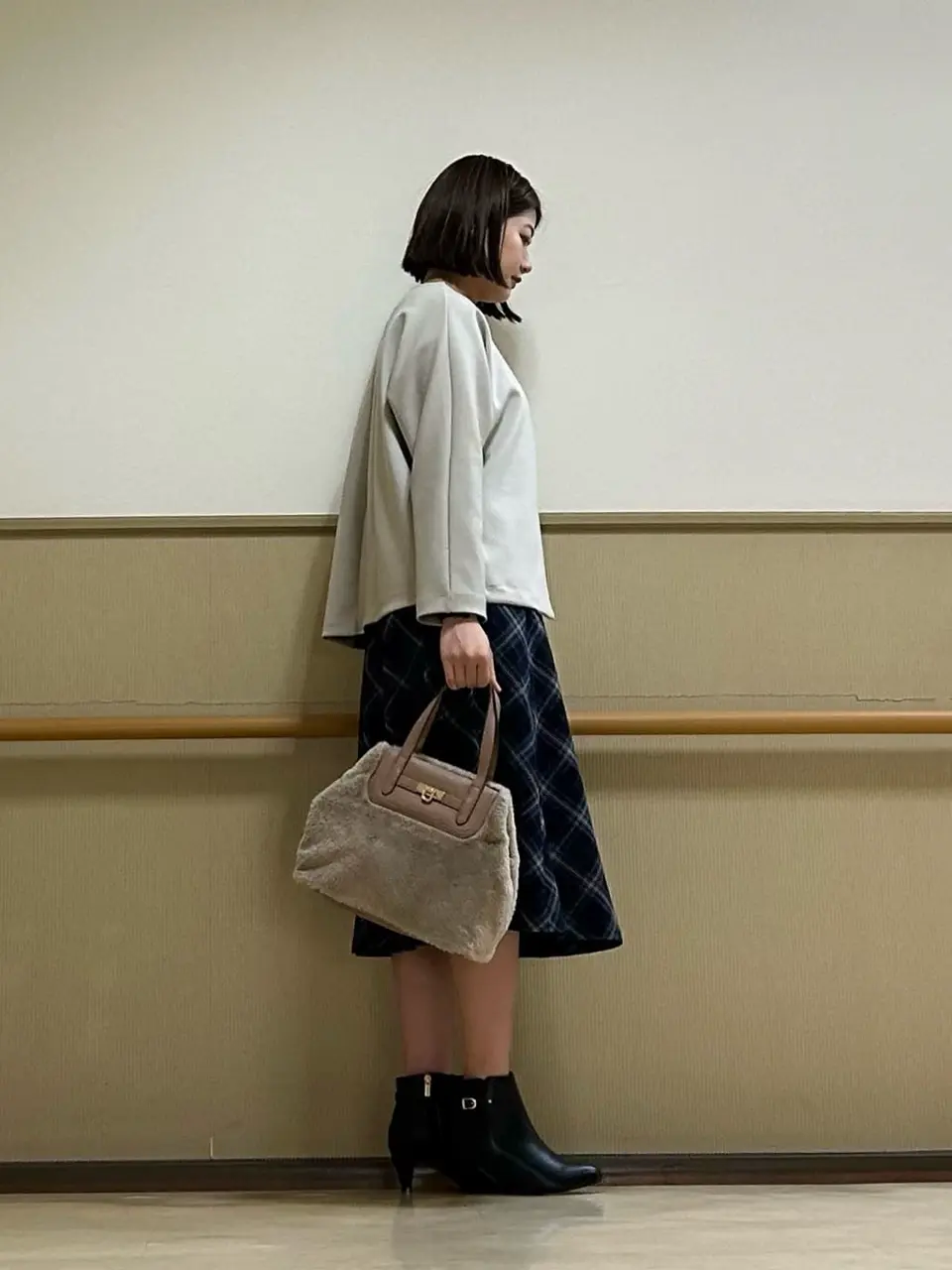 ANY SIS 石田 コーディネート画像