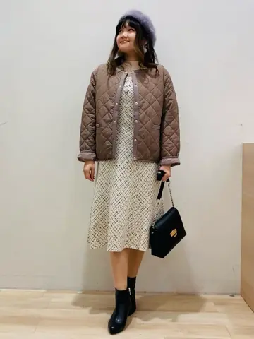 ANY SIS 川根　彩 コーディネート画像