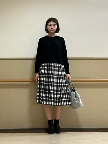 ANY SIS 石田 コーディネート画像